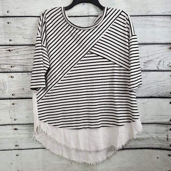 Umgee SMALL Black/White Tunic - Picture 1 of 6